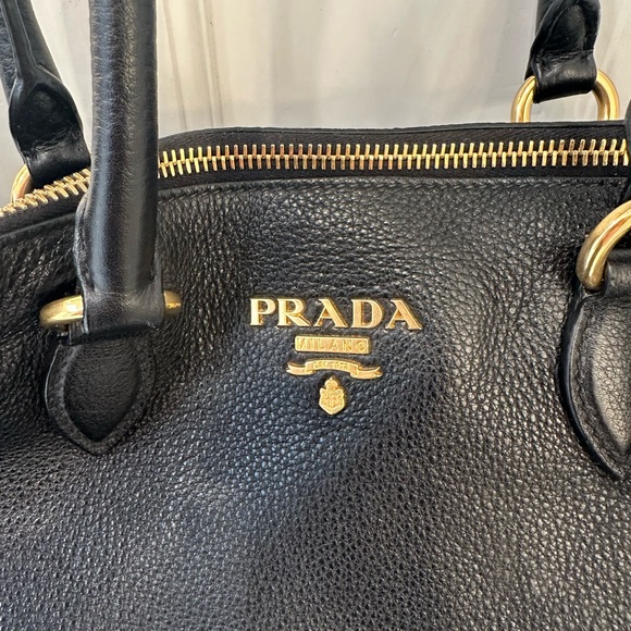 Prada Black leather shoulder bag - Picture 5 of 11